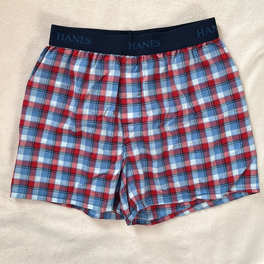 🍭4/$10 Hanes Boy Boxer’s